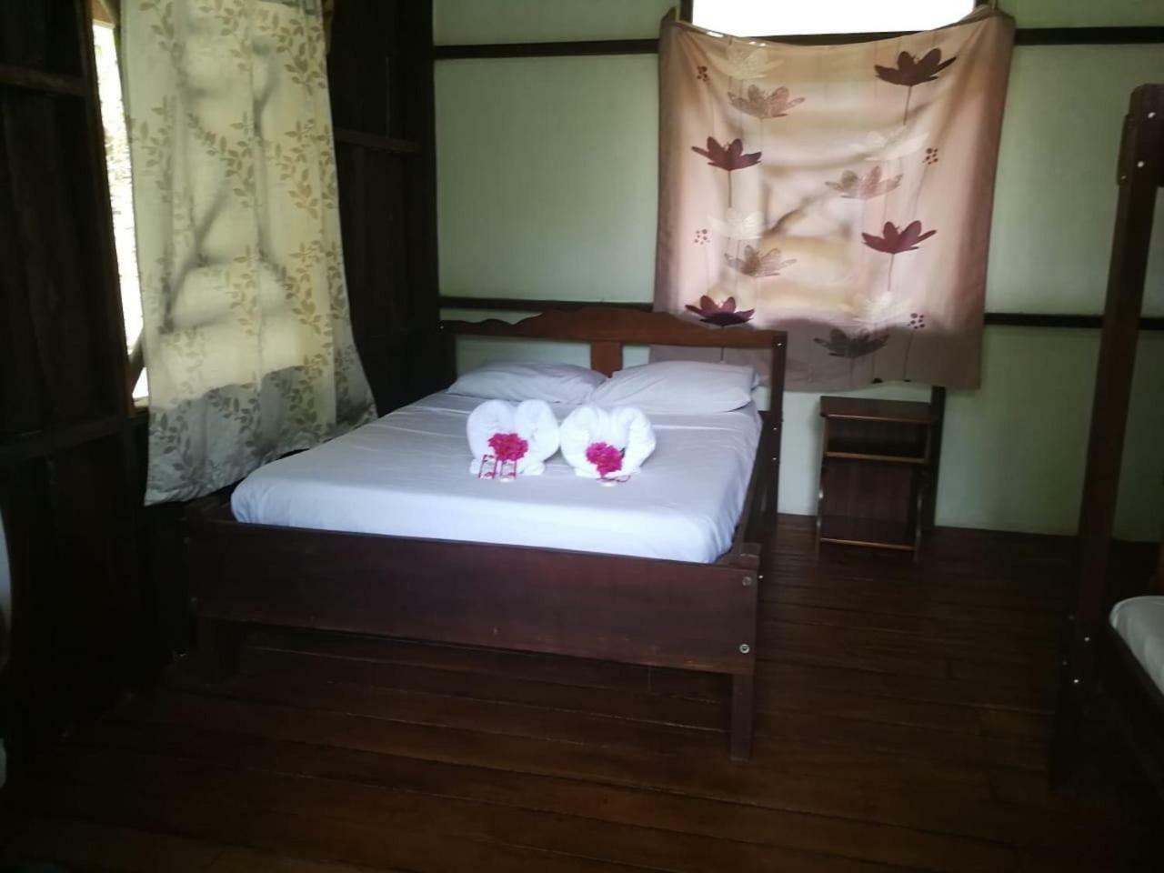 Sukia Hostel Drake Bay Ngoại thất bức ảnh